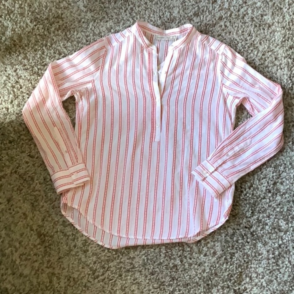 NWT ABERCROMBIE & FITCH SUMMER WEIGHT BLOUSE TOP